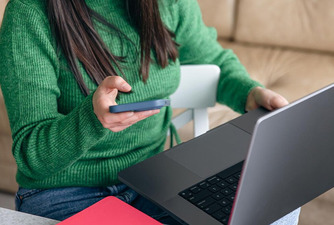 Geo-Smart Cashier v2: как маршрутизация ускоряет и упрощает платежи в гемблинге